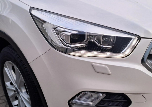 Ford Kuga cena 79900 przebieg: 126247, rok produkcji 2017 z Warszawa małe 379